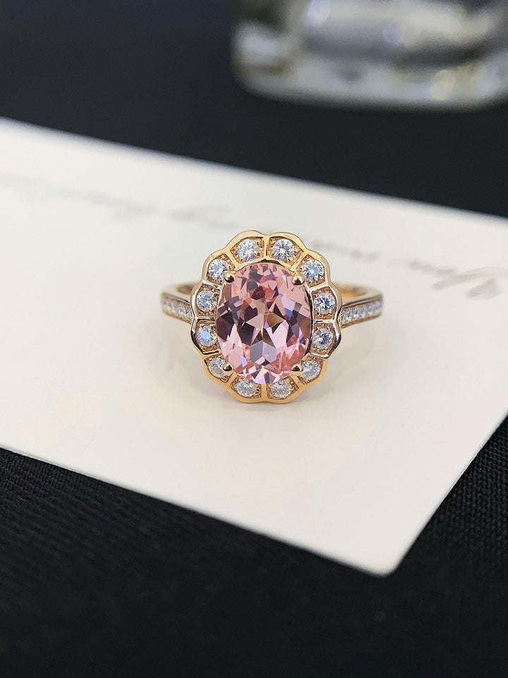 Modern Luxury, Every Finger — Green Stone Gold Link Ring