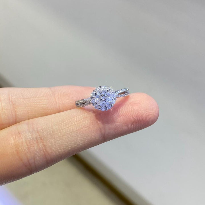 The Classic, Perfected — Round Halo Diamond Ring · 14K White Gold Split Shank
