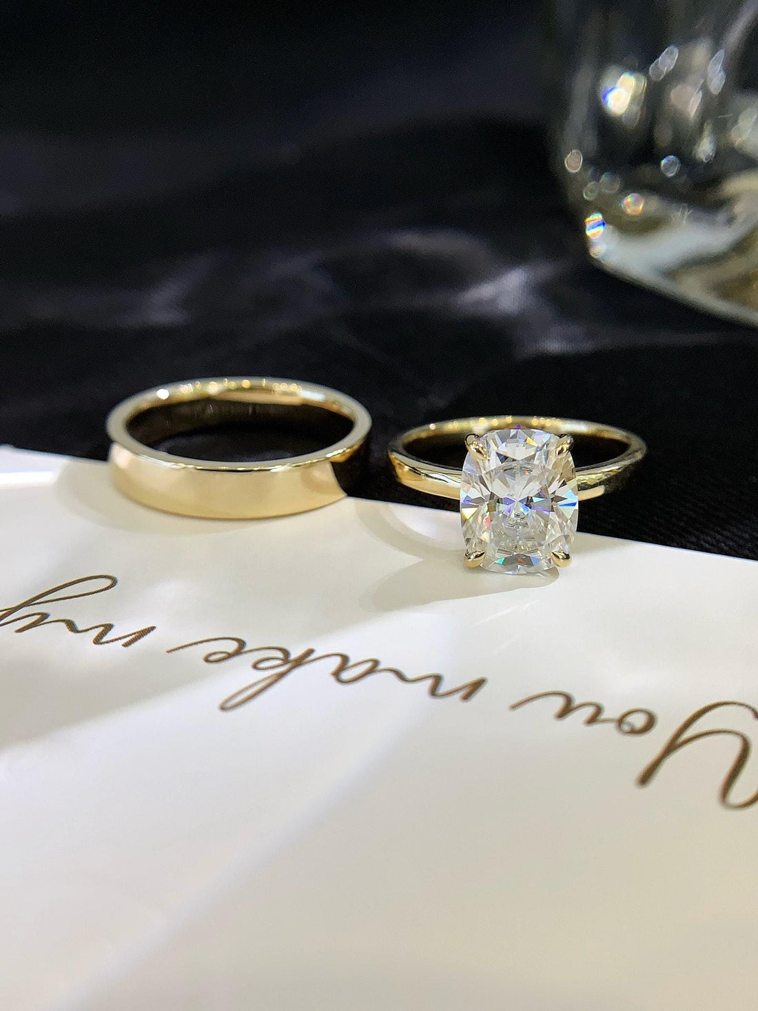 The Complete Yes — Oval Diamond Bridal Set · 14K Yellow Gold