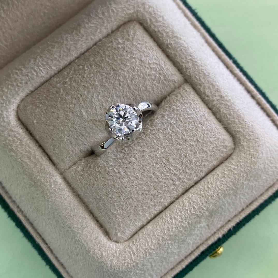 The Solitaire Standard — Diamond Solitaire Ring · White Gold