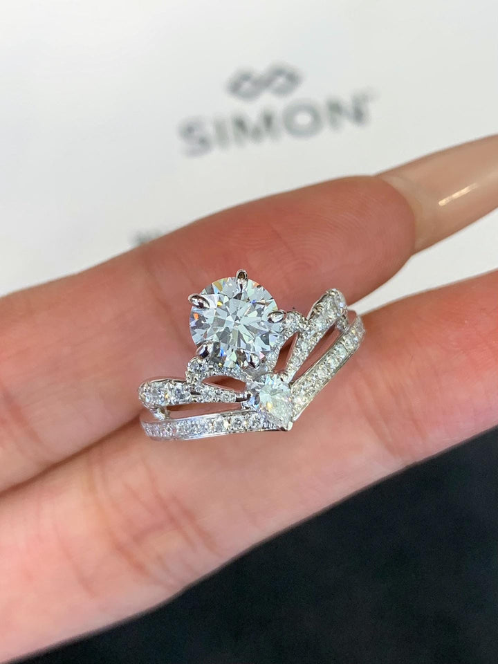One Set, One Promise — Round Cut Bridal Ring Set · 14K Gold