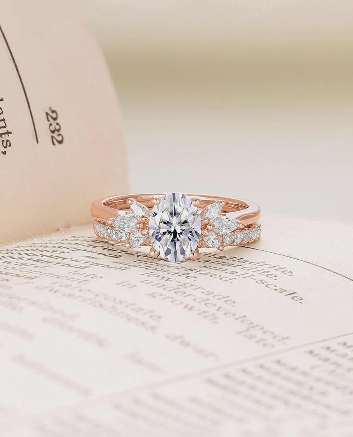 Romantic by Design — Round Diamond Floral Ring · Rose Gold