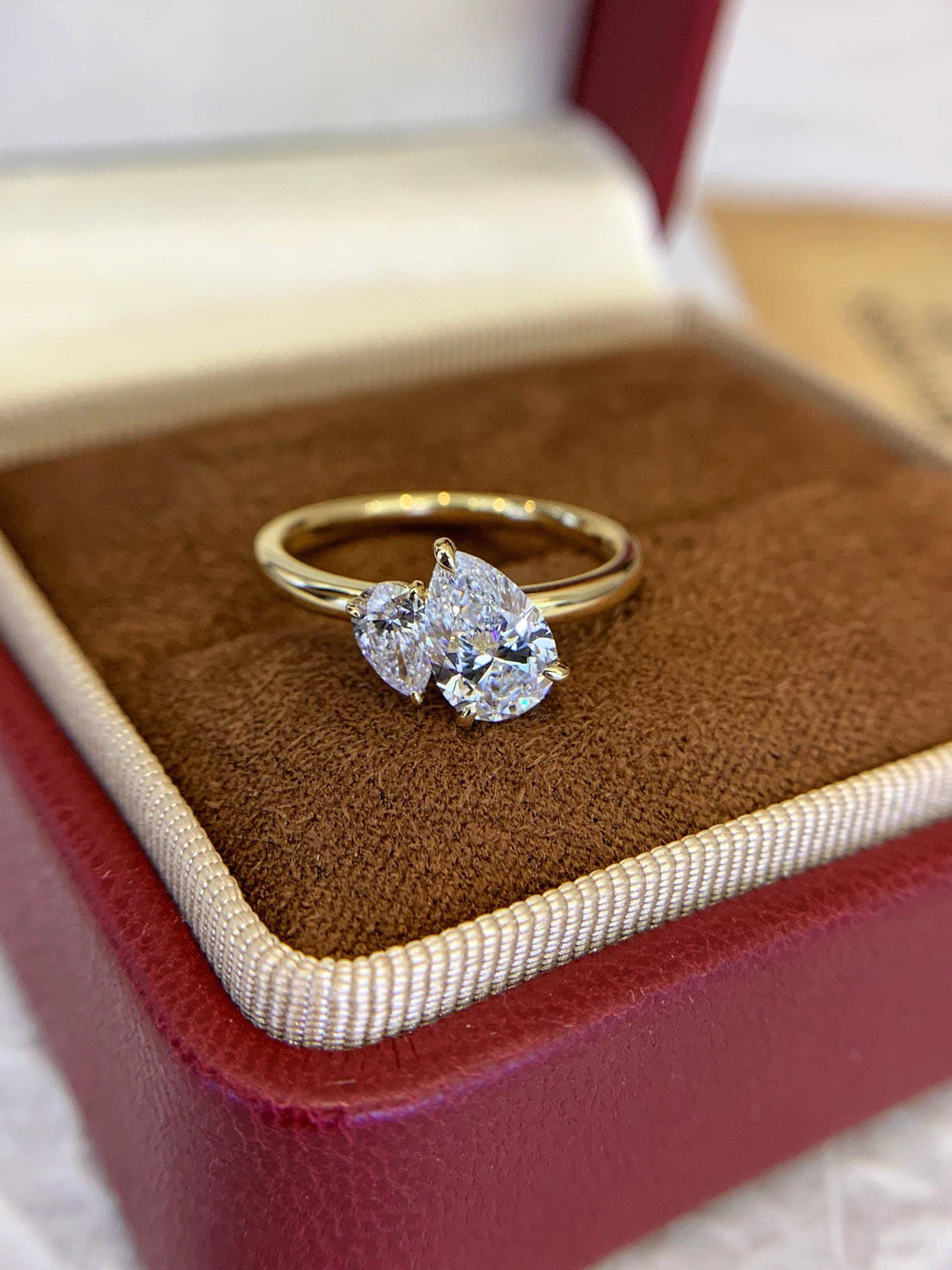 Different Shapes, Same Love — Toi et Moi Pear & Marquise Ring · Gold